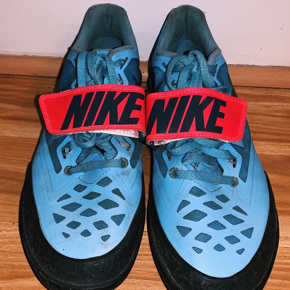 Nike Throwing Shoes